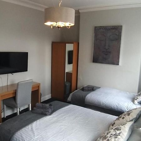 St. James Street Townhouse Belfast Zewnętrze zdjęcie