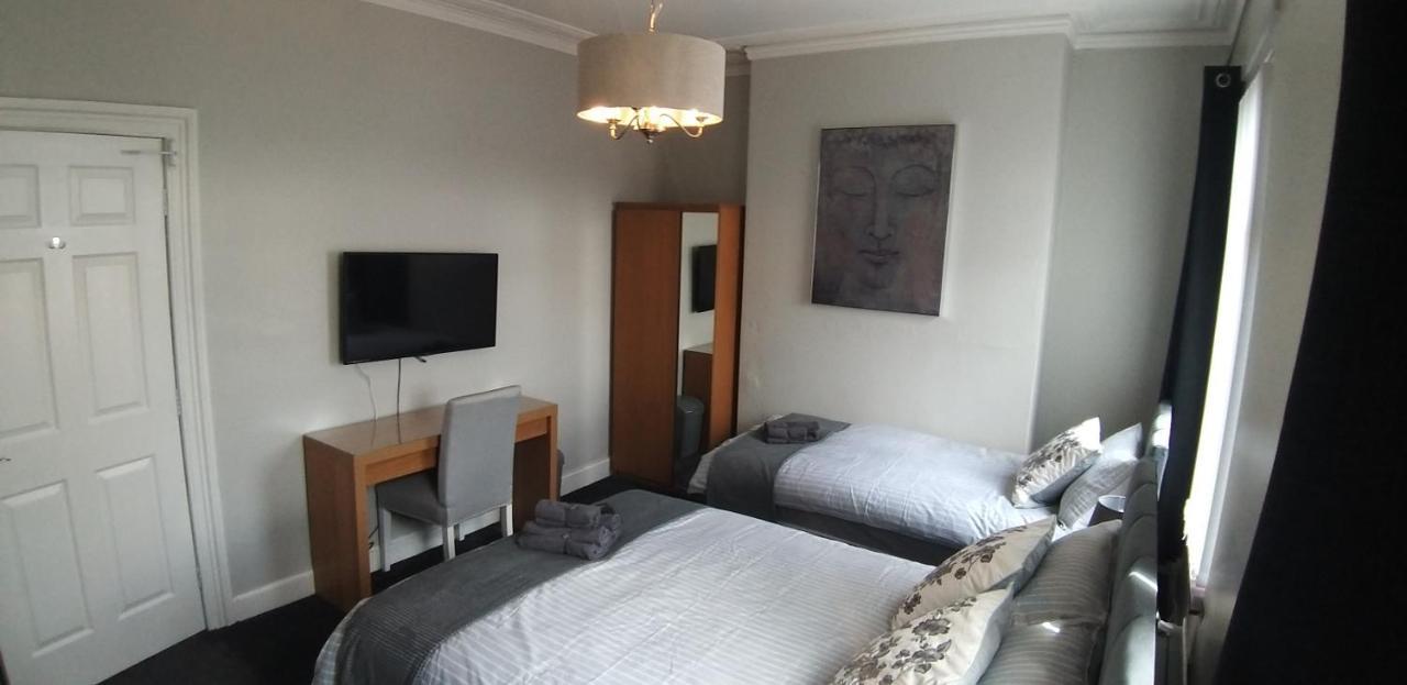 St. James Street Townhouse Belfast Zewnętrze zdjęcie