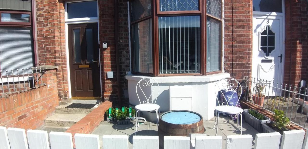 St. James Street Townhouse Belfast Zewnętrze zdjęcie